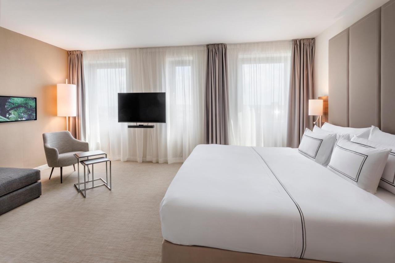 Melia Dusseldorf Hotel Eksteriør billede