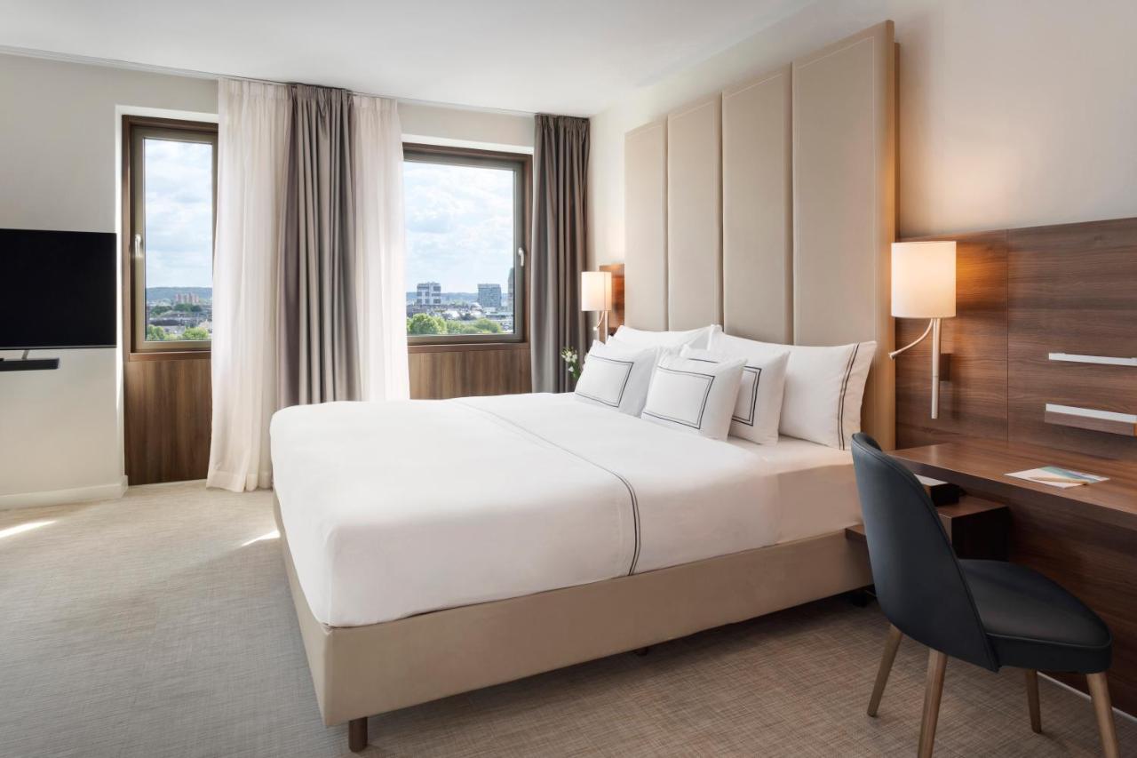 Melia Dusseldorf Hotel Eksteriør billede