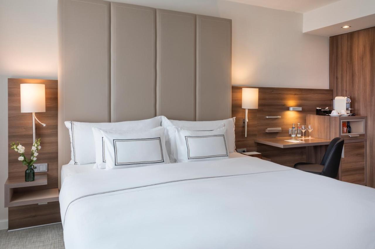 Melia Dusseldorf Hotel Eksteriør billede