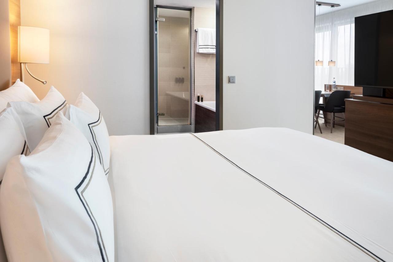 Melia Dusseldorf Hotel Eksteriør billede