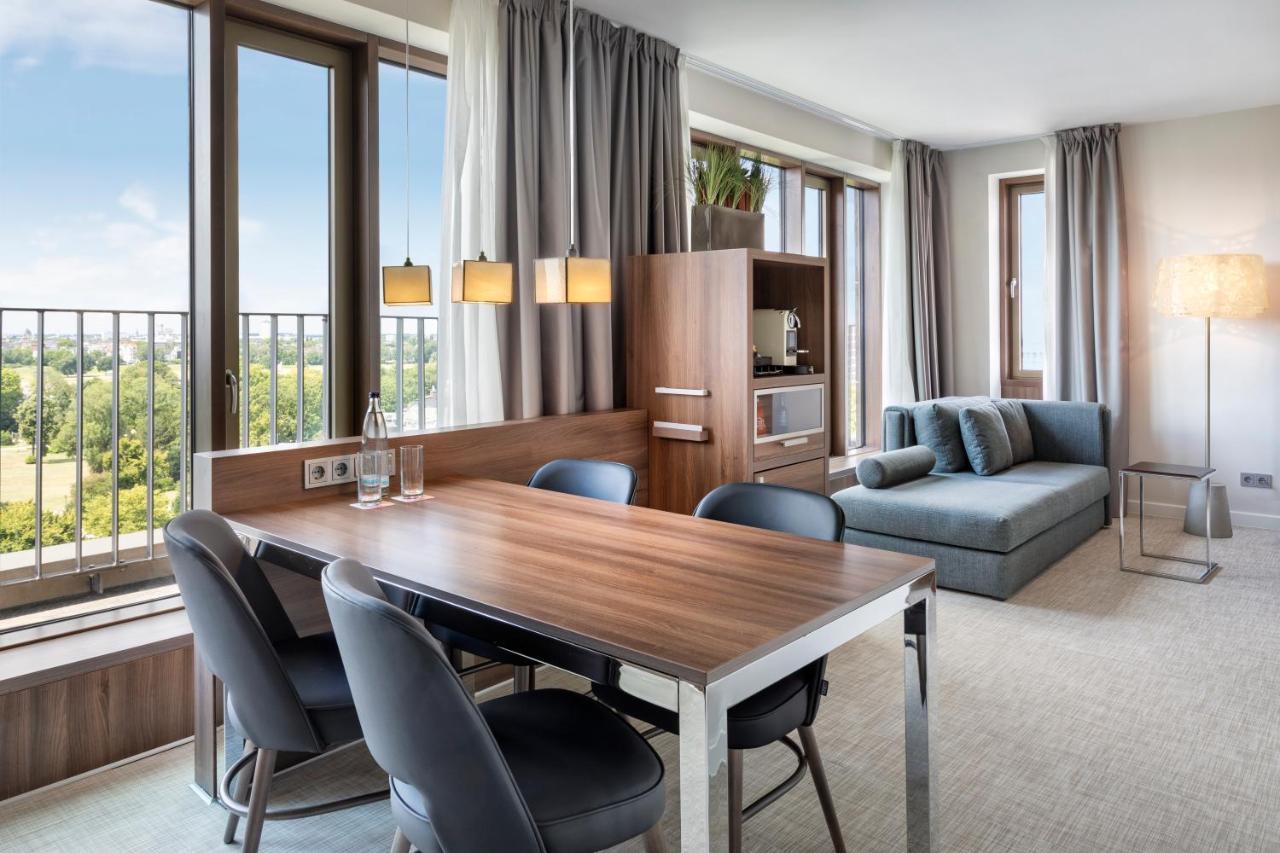 Melia Dusseldorf Hotel Eksteriør billede