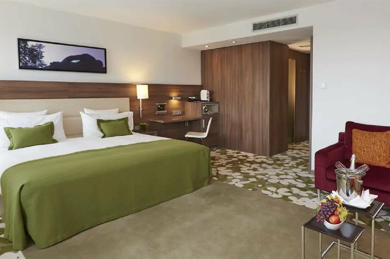 Melia Dusseldorf Hotel Eksteriør billede